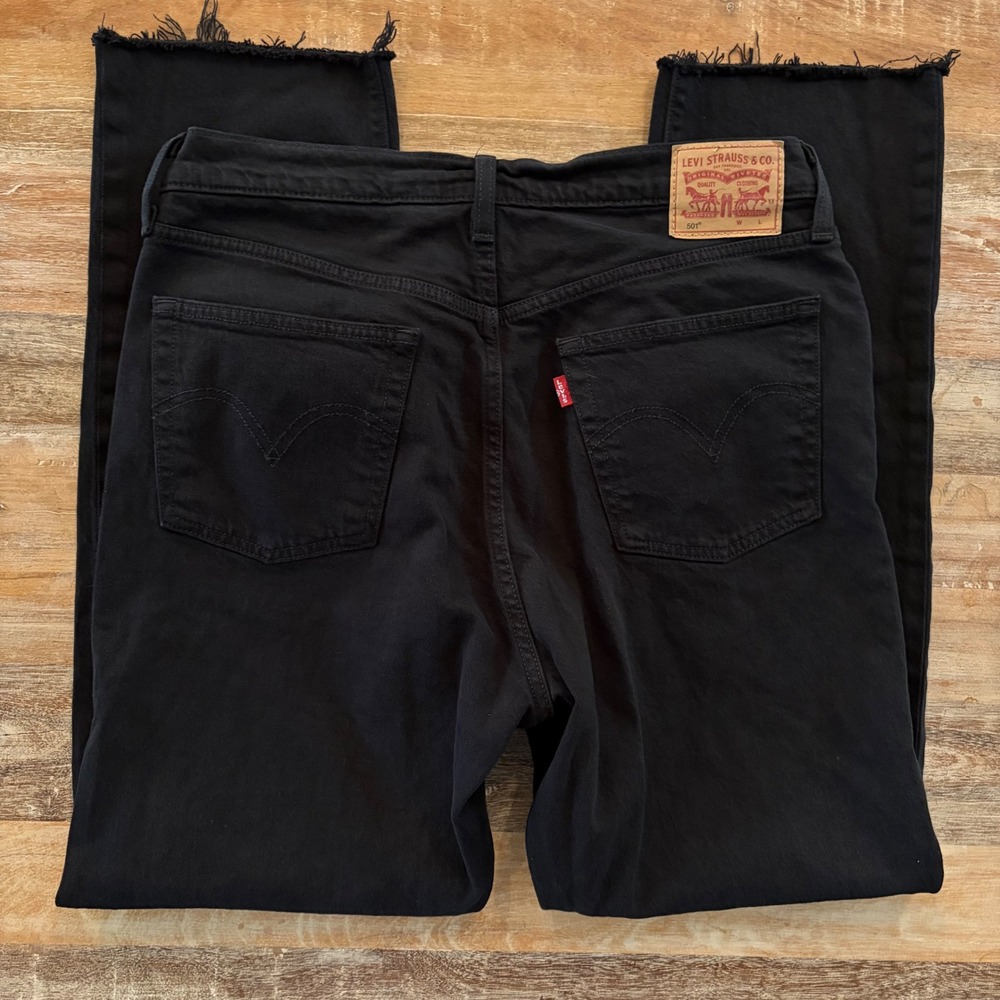 Levis 501 Original Fit Black Straight Leg Jeans Raw Hem Button Fly W31 L30 - Picture 4 of 14